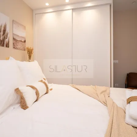 Le Petit By Silastur