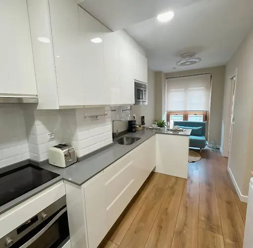 Le Petit By Silastur