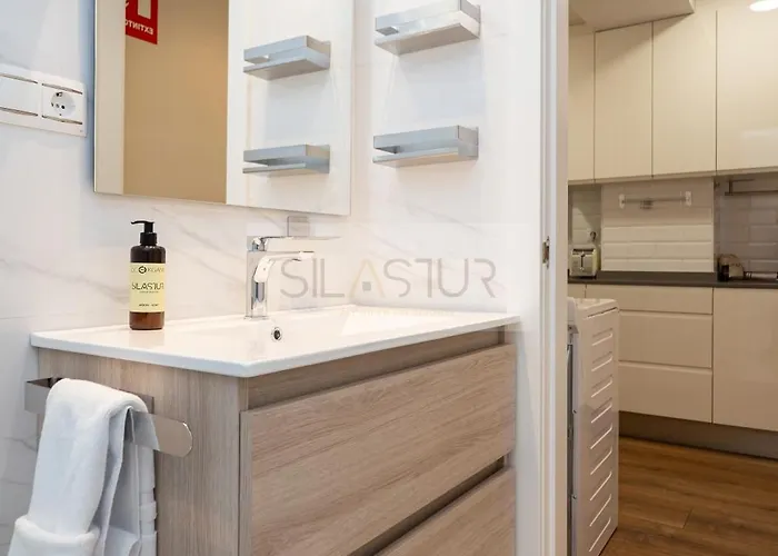 Le Petit By Silastur *