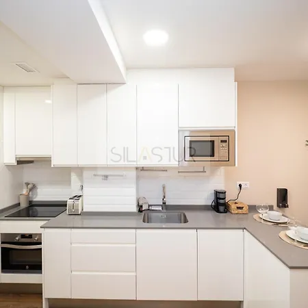 Le Petit By Silastur